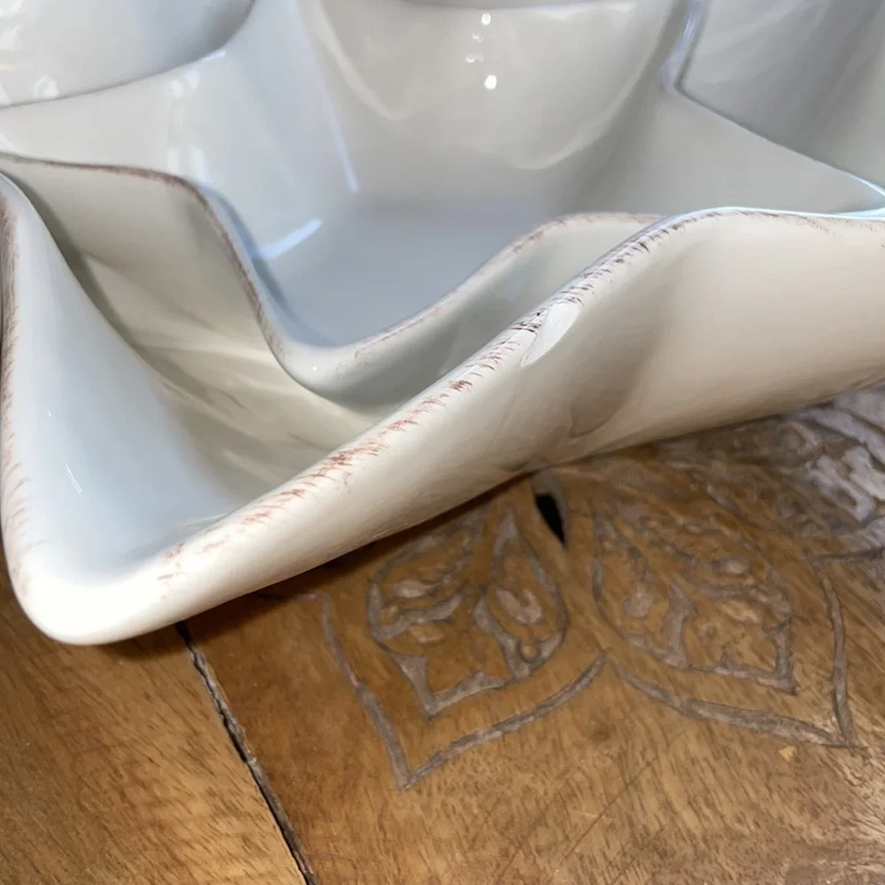 POTTERY BARN Set of 2 Rustic Star 🌟 Shaped Serving Dishes
